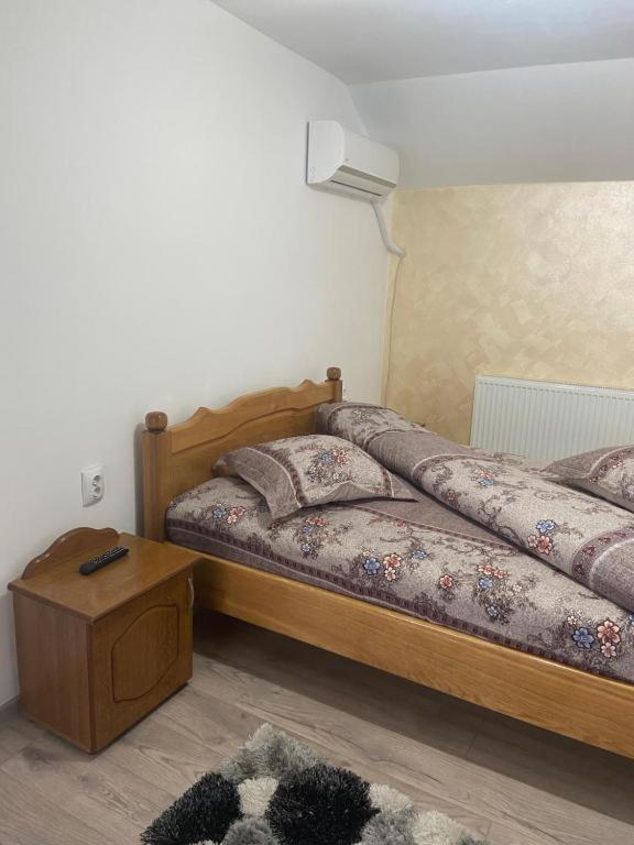 Pensiunea Casa Deny Novaci-Străini Екстериор снимка